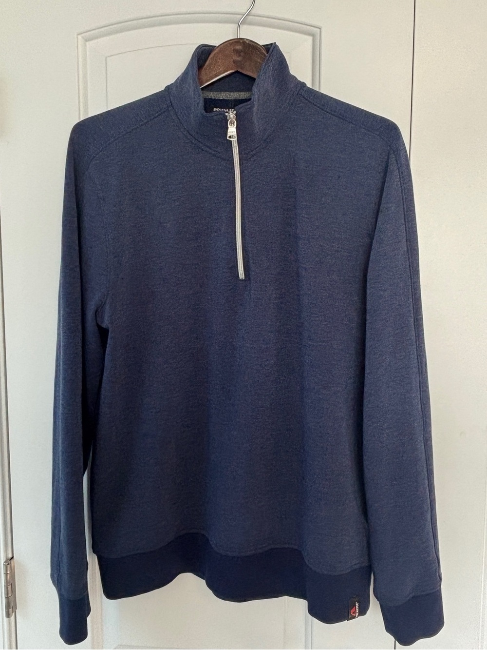 Banana Republic Men's Navy Half-Zip Sweatshirt